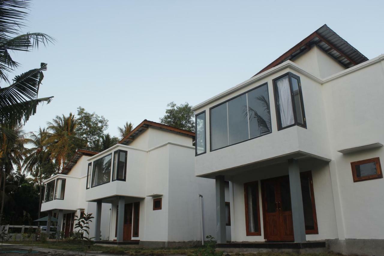 Labuhan Pandan Kondo Villa מראה חיצוני תמונה